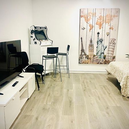 Luxury Carihuela Beach Torremolinos Buitenkant foto