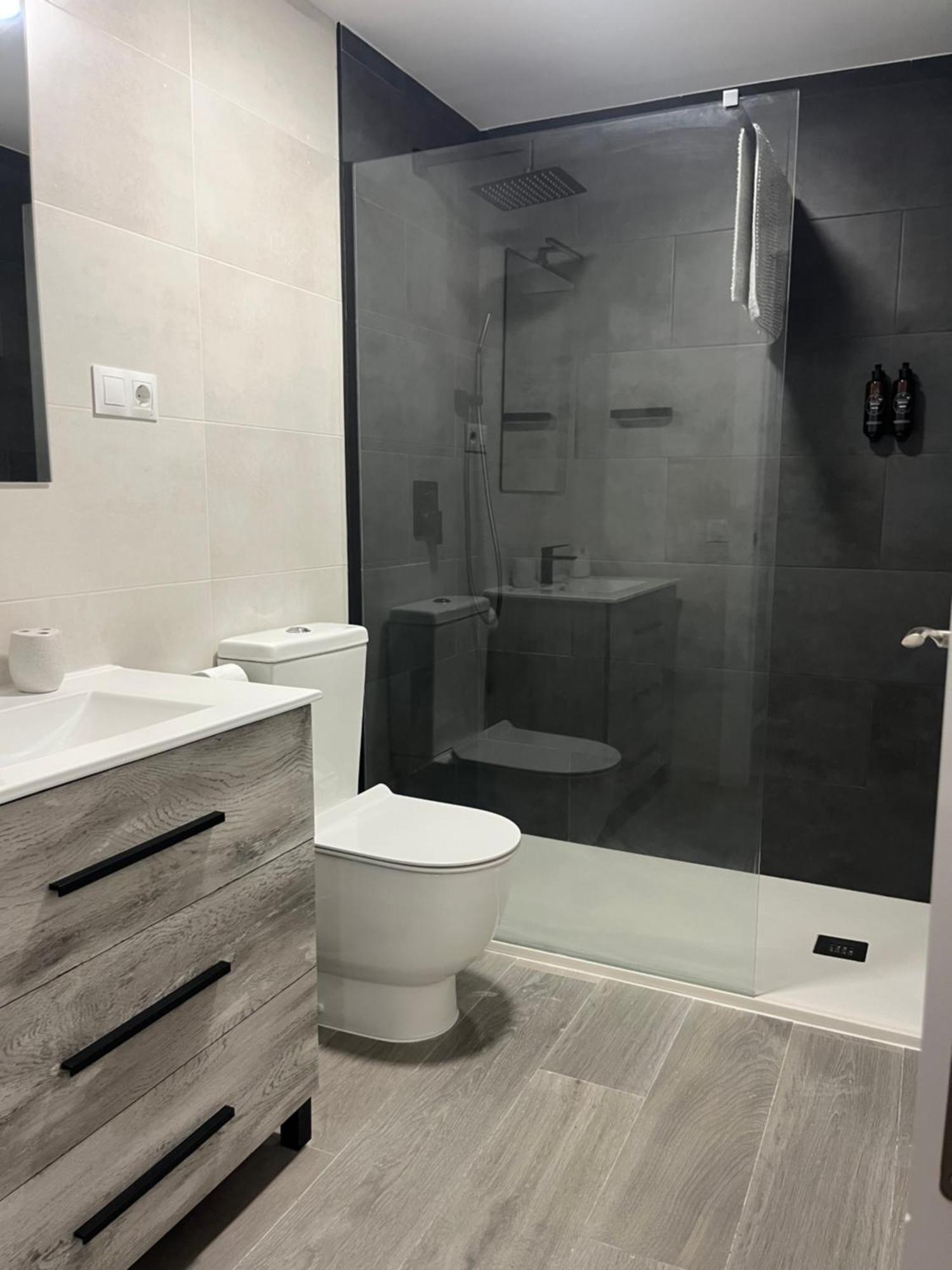 Luxury Carihuela Beach Torremolinos Buitenkant foto